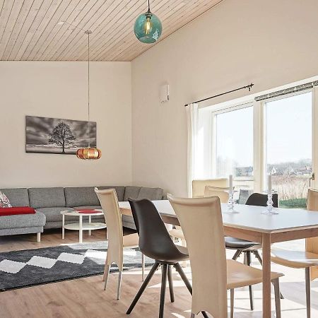 6 Person Holiday Home In Nex Neksø Esterno foto