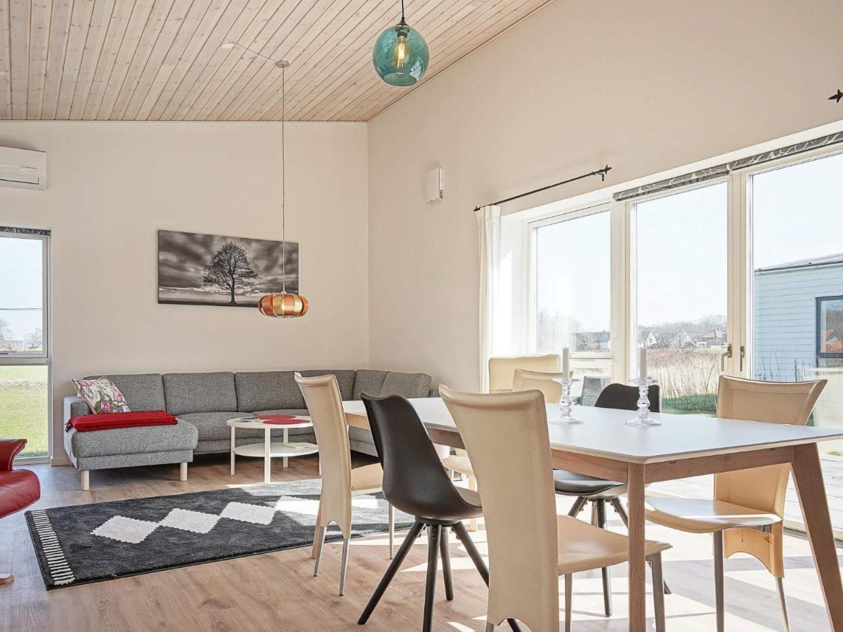 6 Person Holiday Home In Nex Neksø Esterno foto